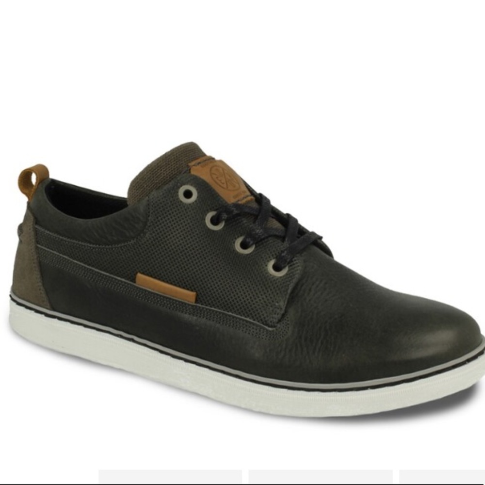 Bullboxer Thompsyn Leather Sneakers